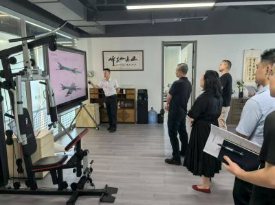 市投促局、区商务局、临平新城招商分管负责人、低空经济招商科室负责人等领导莅临浙江索孚航空，低空经济蓝图在此启航